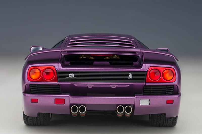 Lamborghini Diablo SE30 | 1:18 Scale Model Car by AUTOart | Rear Detail