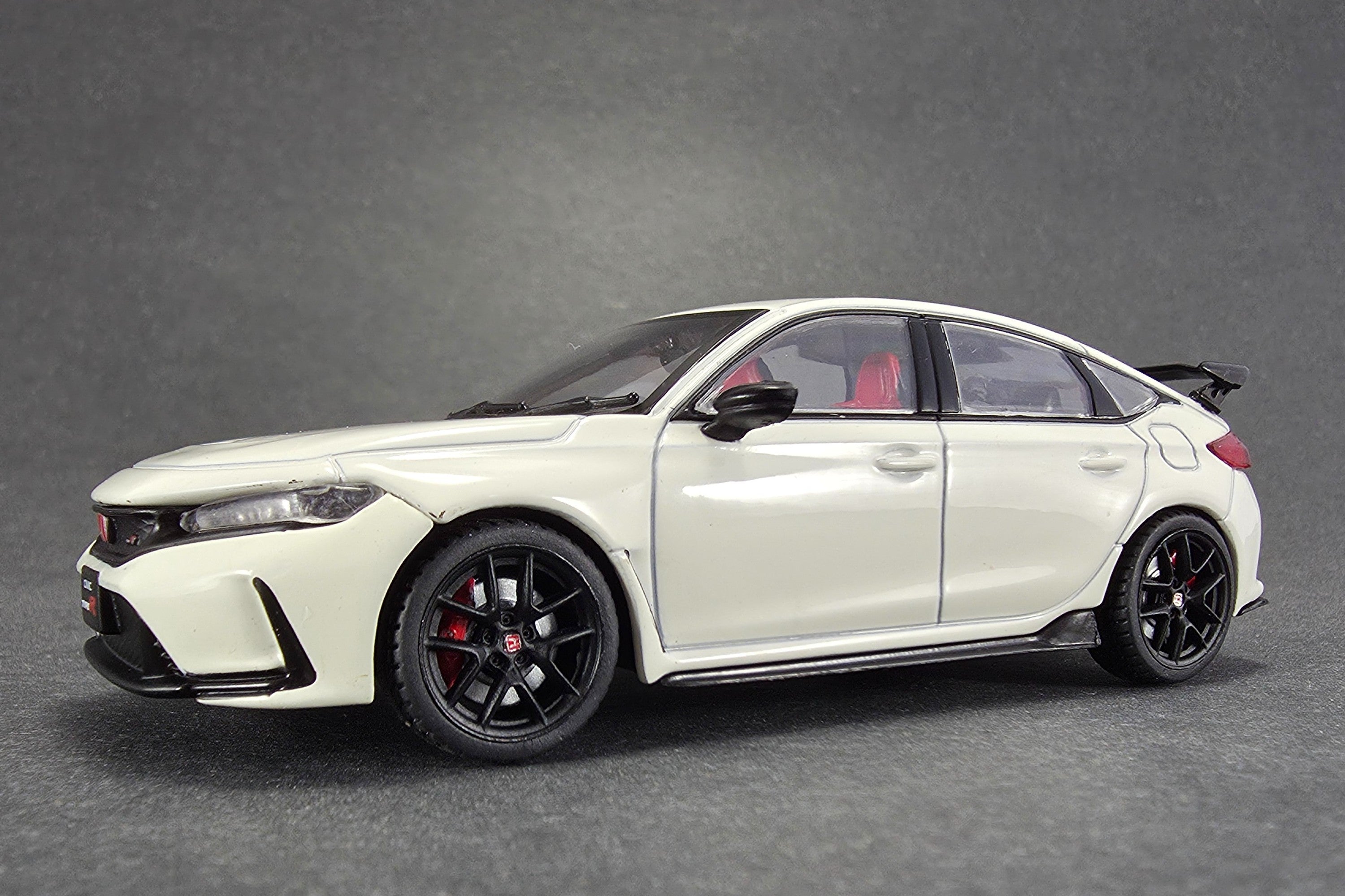 1:43 scale diecast Honda Civic Type R (FL5) by Solido | Left Front Quarter