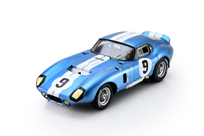 1:18 scale Shelby Cobra Daytona Coupe (1965 Le Mans #9) by Spark | Front Quarter