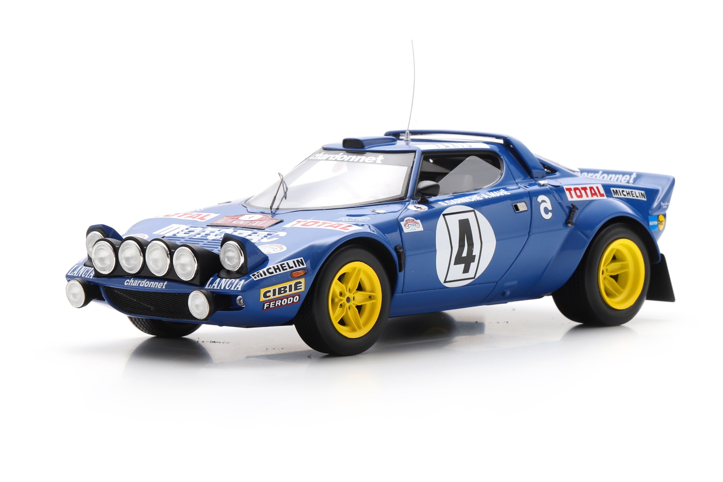 1:18 scale Lancia Stratos HF (1979 Monte Carlo Rally Winner) by Spark | Front Quarter