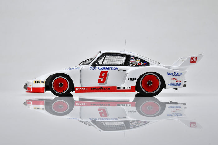1:18 scale Porsche 935 (1978 Sebring 12 Hours Winner) by Spark | Side view