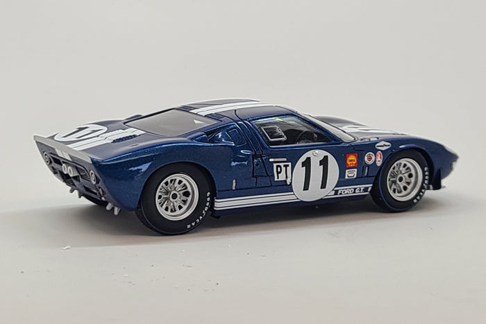 Ford GT40 Mk. I (1965 Sebring 12 Hours) | 1:43 Scale Model Car by Spark | Rear Quarter