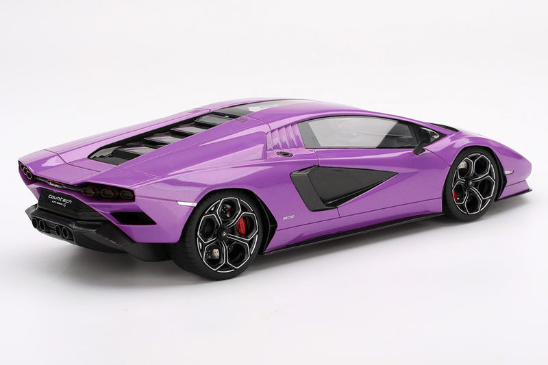 1:18 Scale Lamborghini Countach LPI 800-4 by TopSpeed | Rear Quarter