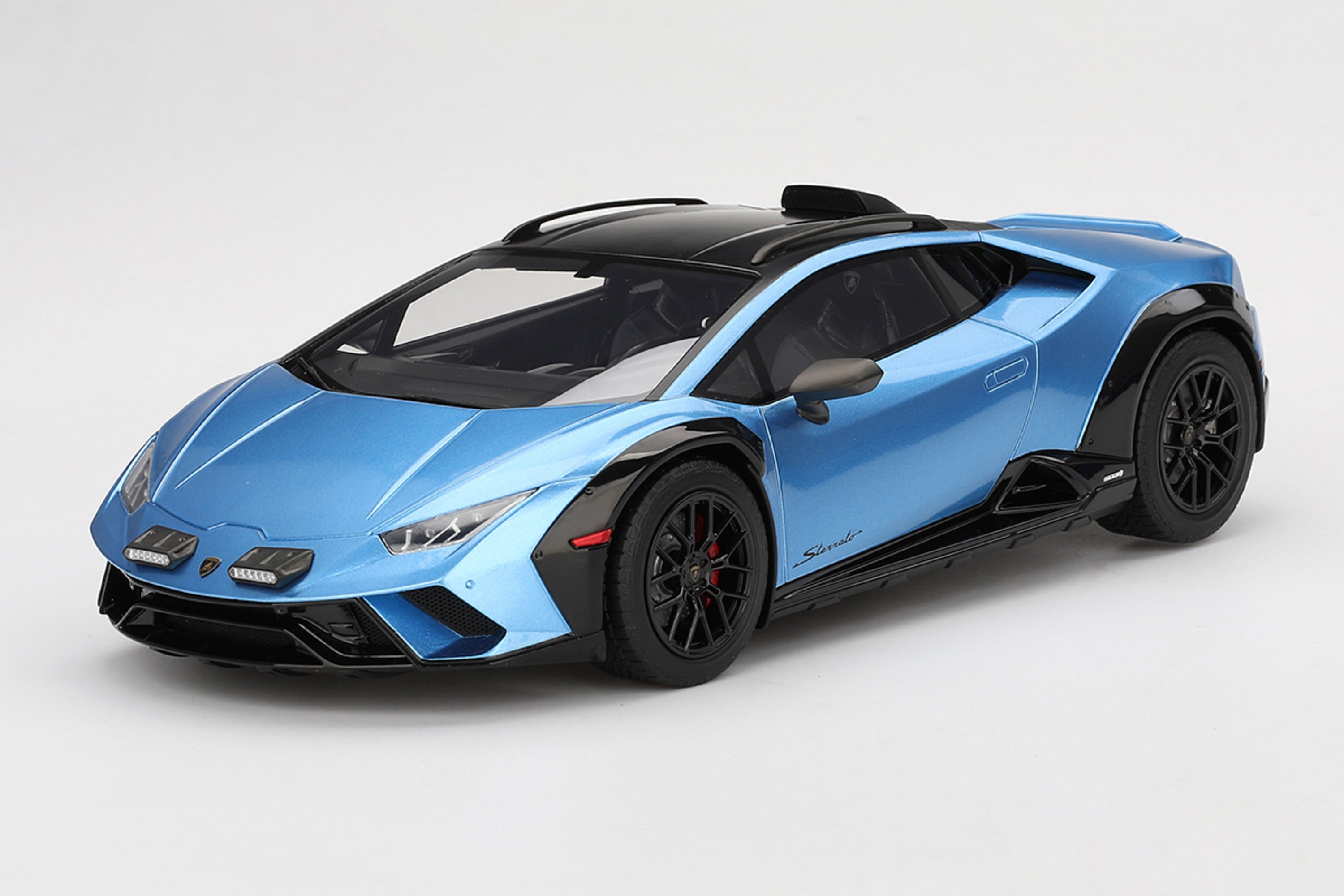 1:18 Scale Lamborghini Huracan Sterrato by TopSpeed | Front Quarter
