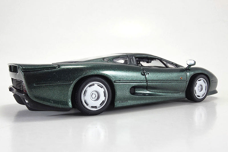 1:43 scale diecast Jaguar XJ220 by Maxichamps | Right Rear Quarter