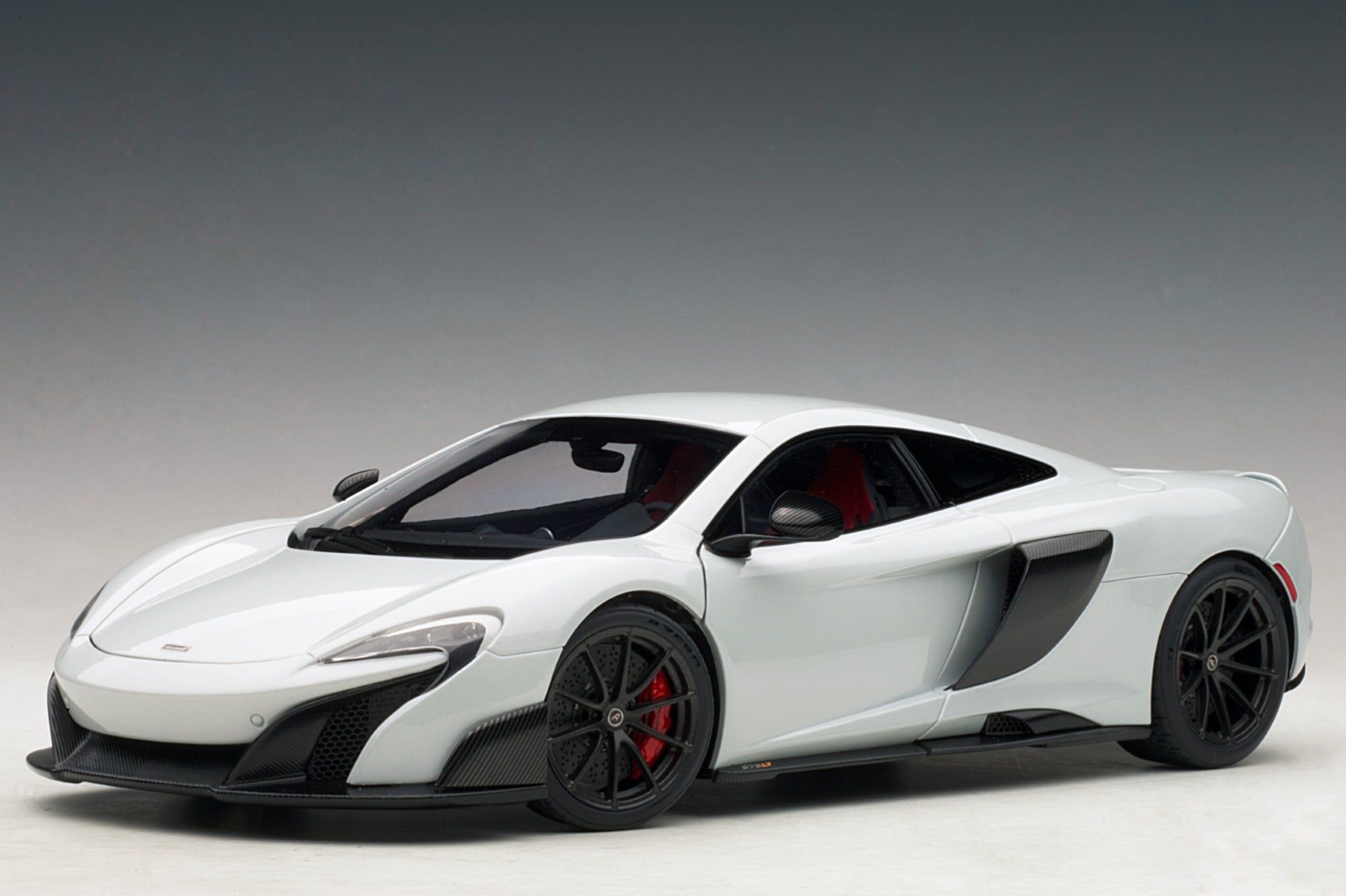 Top Speed Mclaren 675Lt 2005 1/18 Mini Car White | eBay