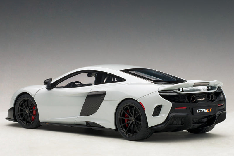 McLaren 675LT | 1:18 Scale Model Car by AUTOart | Rear Quarter