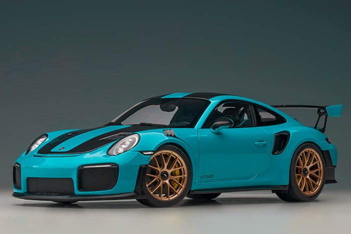 Porsche 911 GT2RS Weissach Package (991.2) | 1:18 Scale Model Car by AUTOart | Front Quarter