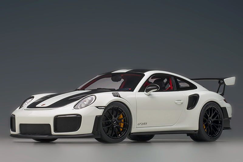 Porsche 911 GT2RS Weissach Package (991.2) | 1:18 Scale Model Car by AUTOart | White Variant