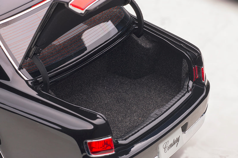 Toyota Century (2018) | 1:18-Scale Model Car by AUTOart | Trunk