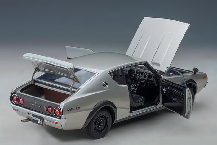 Nissan Skyline GT-R (1973) | 1:18 Scale Model Car by AUTOart | Opening Parts