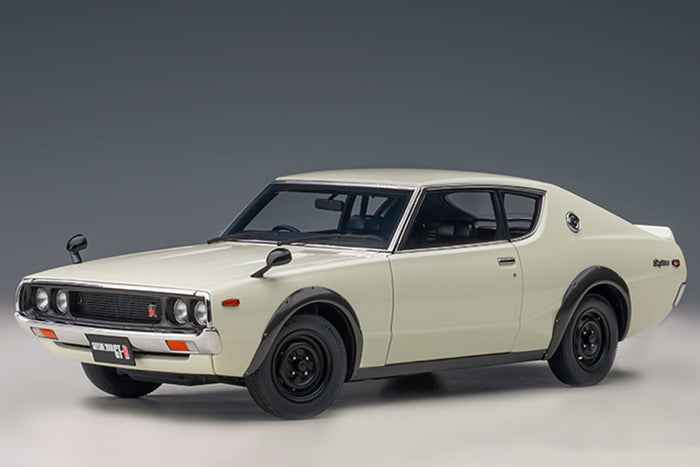 Nissan Skyline GT-R (1973) | 1:18 Scale Model Car by AUTOart | White Variant