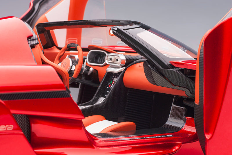 Koenigsegg Regera | 1:18 Scale Model Car by AUTOart | Right Interior