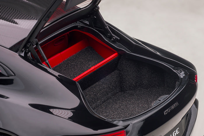 Aston Martin Vantage (2019) | 1:18 Scale Model Car by AUTOart | Luggage Compartment