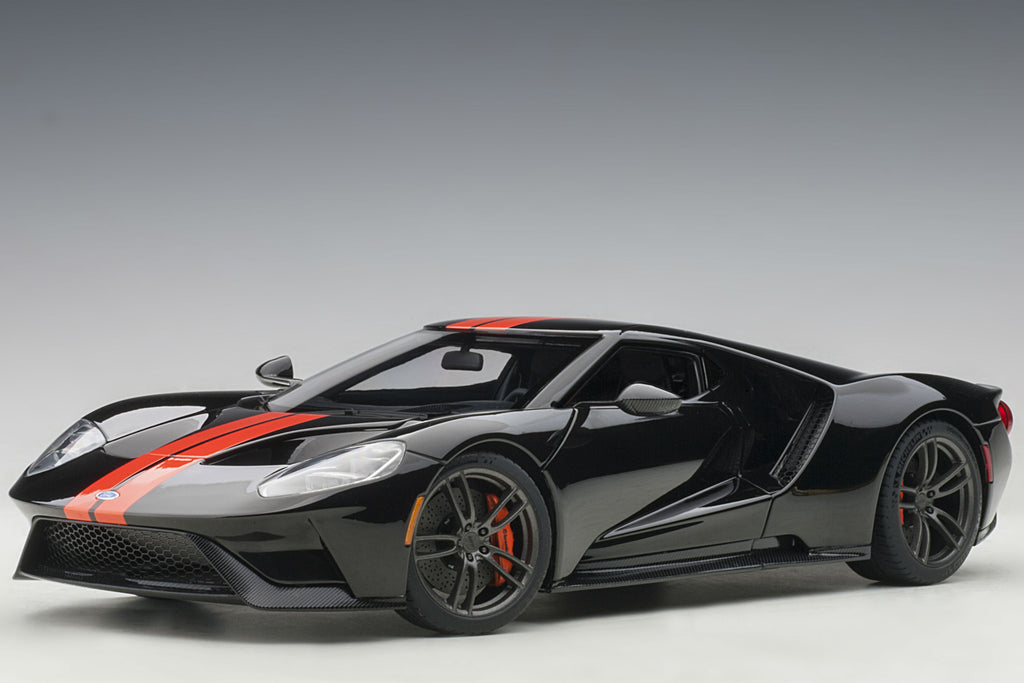 Ford GT (2017) - 1:18 Scale Model Car by AUTOart