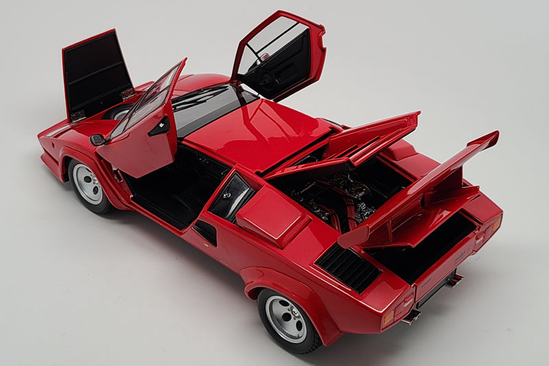 Lamborghini Countach 5000S | 1:18 Scale Diecast Model Car by Kyosho | Opening Parts