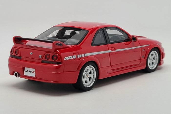 NISMO 400R | 1:43 Scale Model Car by Kyosho | Rear Quarter