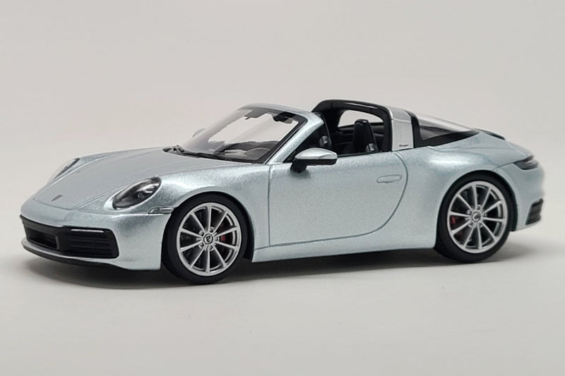 Porsche 911 Targa (992) | 1:43 Scale Diecast Model Car by Minichamps | Front Quarter