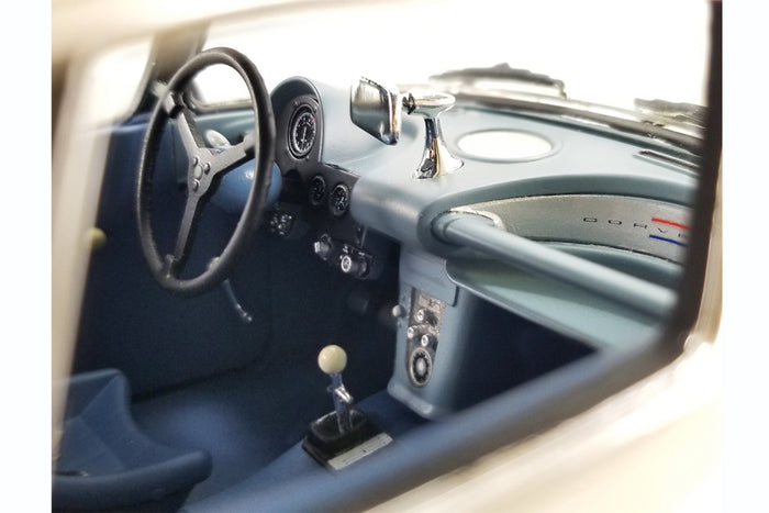 Chevrolet Corvette (1960 Le Mans Class Winner) | 1:18 Scale Diecast Model Car by Real Art Replicas | Interior Detail
