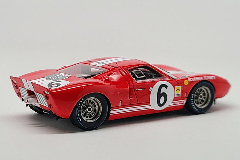 Ford GT40 Mk. I (1965 Le Mans - Scuderia Filipinetti) | 1:43 Scale Model Car by Spark | Rear Quarter